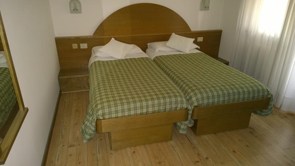 La Felce Bed & Breakfast カリゾーロ 部屋 写真